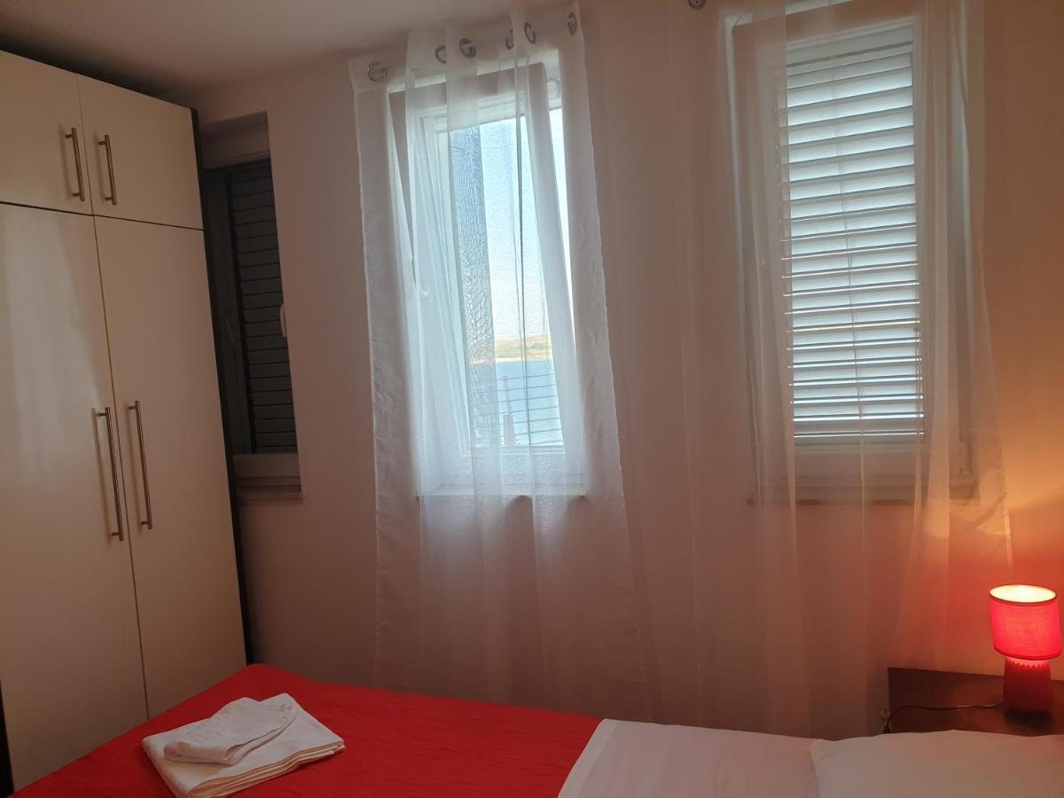 Summertime Apartmani ปอฟเลียนา ภายนอก รูปภาพ